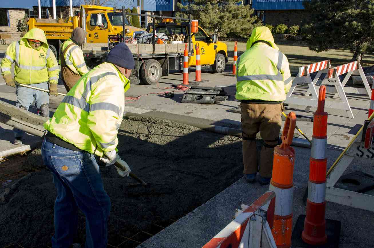News Image PAVEMENT SEALING WORK CONTINUES